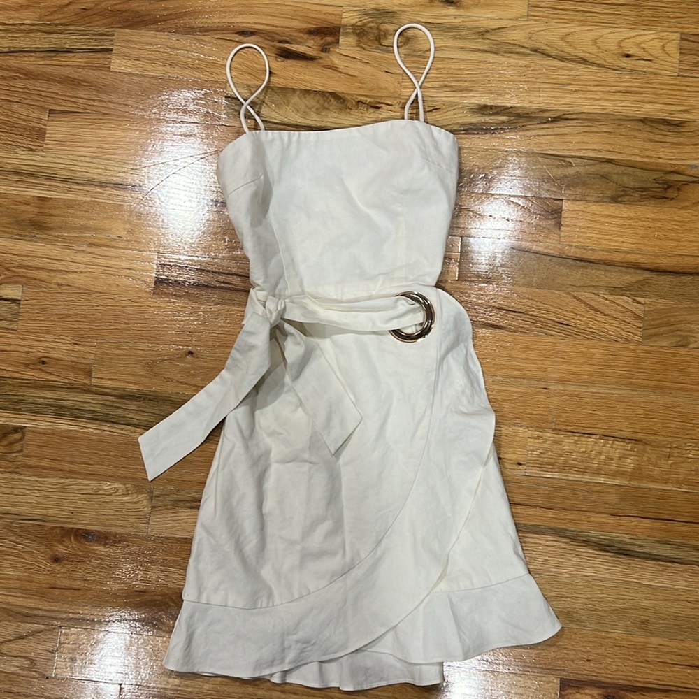Sabo Luxe white ruffle dress, new with tags. Cotten and linen